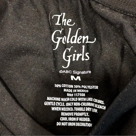 NWOT Golden Girls Black Short Sleeve Tee Shirt Top M - Picture 4 of 6